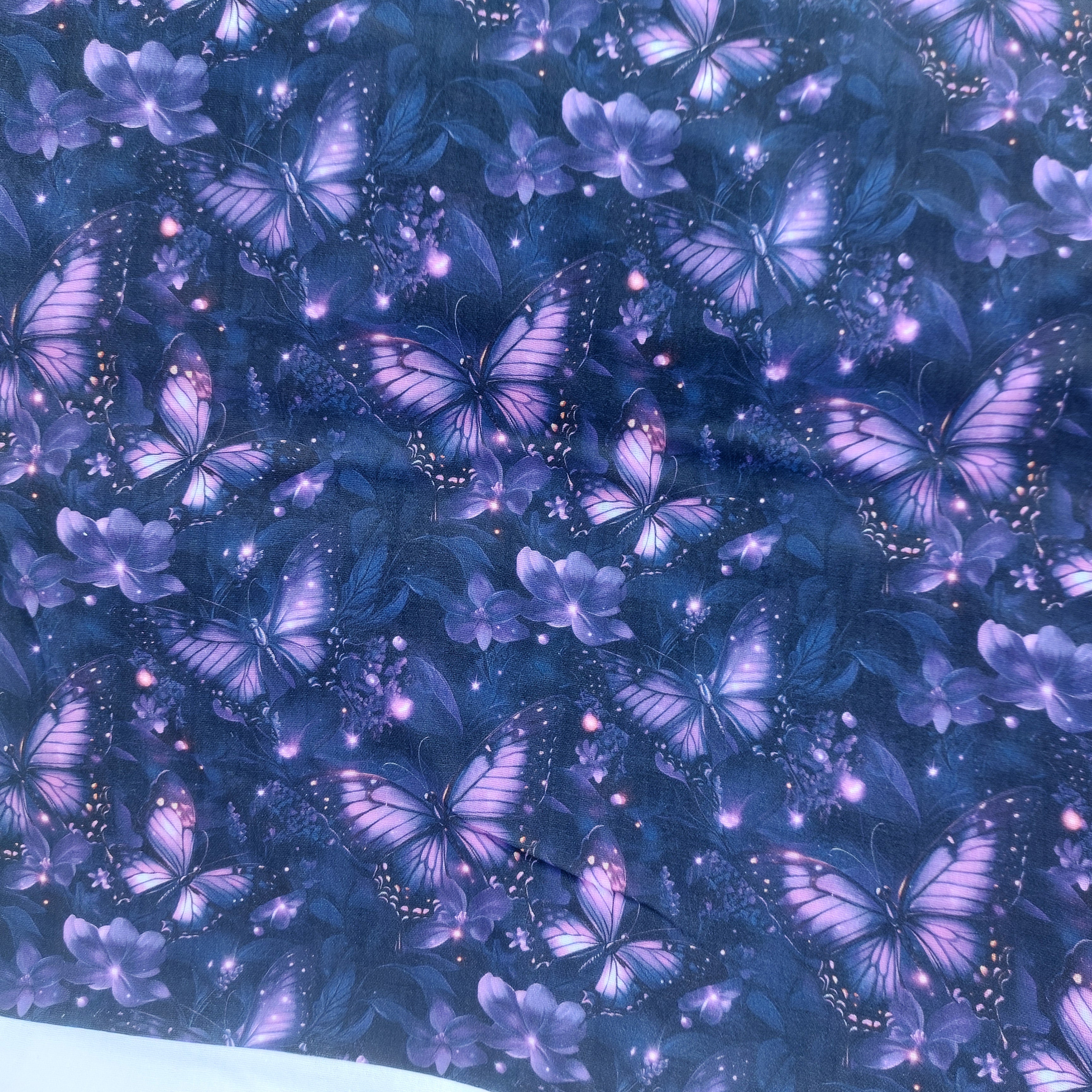 Schmetterlinge lila